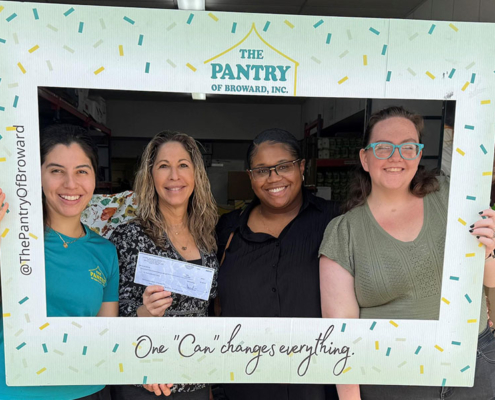 La Cava Jacobson & Goodis Donating During the Holidays and Making a Difference